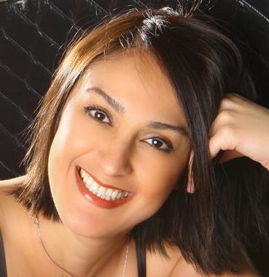 AVAILABLE Hotel receptionist or Hostess in Marbella AVAILABLE Hotel receptionist or Hostess in Marbella