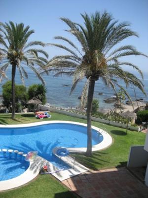 pool and garden view