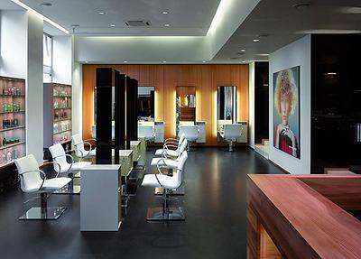 AVAILABLE: Hairdresser from New Zealand