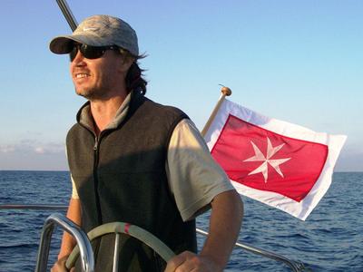 The fearless Captian!