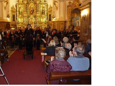 Annemarie receiving rapturous applause