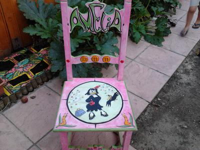 Create decorative chairs