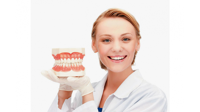 best dentist in marbella