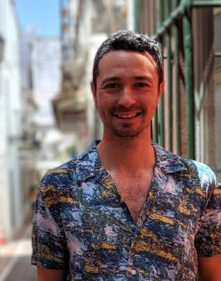 English teacher for adults