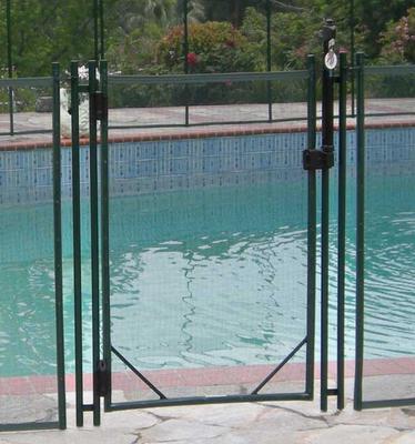The Safest And Strongest Pool Fence 1 Swimming Pool Safety Fencing With Pool Gate Small Backyard Pool Fence Backyard Pool Designs