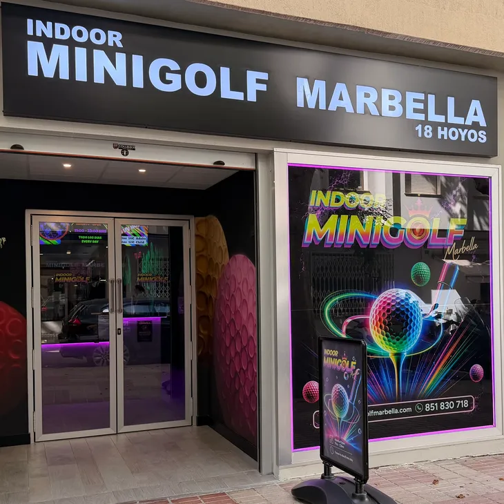 Indoor Minigolf Exterior Indoor Minigolf Exterior