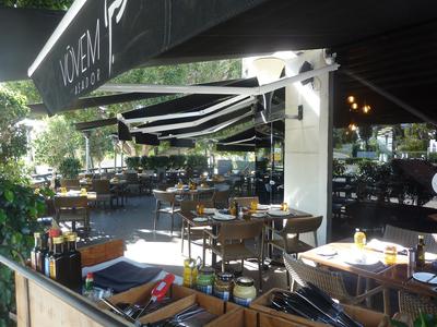 the quadrant dining room