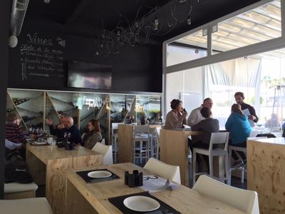 Noa Gastropub Marbella interior