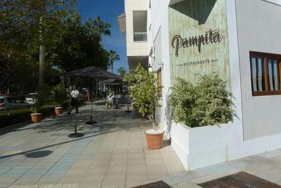 The approach to Pampita