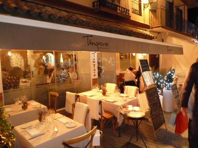 Tempora outside seating