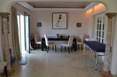 Nutrition Consultation Clinic